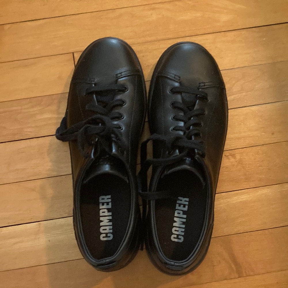 Camper Runner Up shoes NWOT in black, size 40